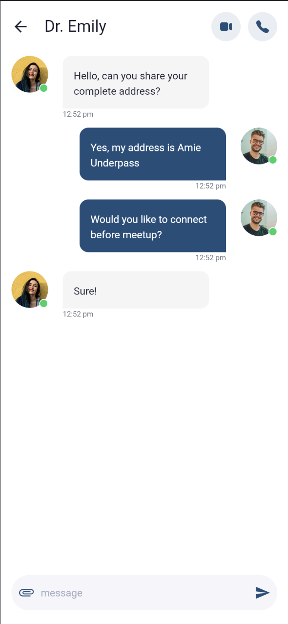 Chat conversation thread with a client and an expert exchanging messages